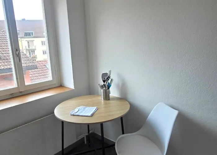 Апартаменти Cozy 2-bedroom In Vibrant Цюрих